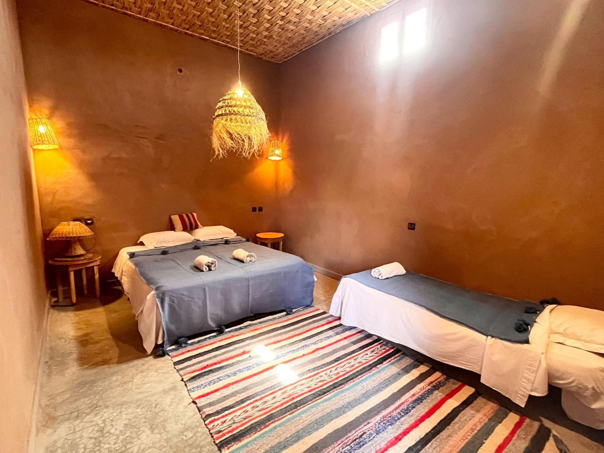 Hotel Dar Talmoudi à Tagounite Extérieur photo