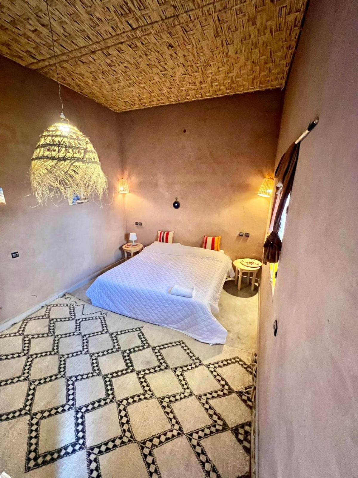 Hotel Dar Talmoudi à Tagounite Extérieur photo